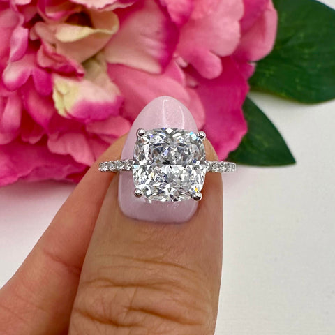 2.5 ctw Pear Halo Ring